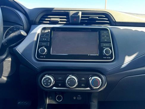 Used 2023 Nissan Versa SV image 15