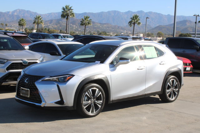 Certified 2025 Lexus UX 300h FWD image 3