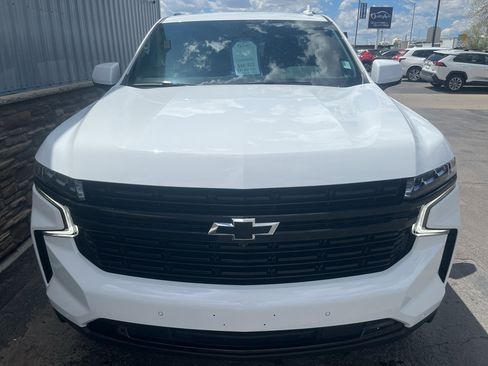 Used 2024 Chevrolet Tahoe RST w/ Luxury Package AWD/4WD image 3