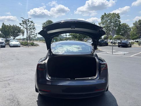 Used 2022 Tesla Model 3 Long Range AWD/4WD image 10