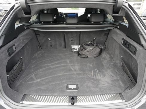 Used 2026 BMW M5 Touring AWD/4WD image 31