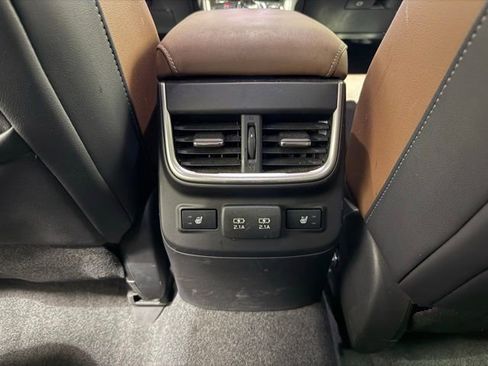 Used 2021 Subaru Outback Touring XT AWD/4WD image 26