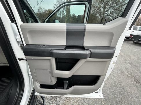 Used 2019 Ford F350 XL w/ Power Equipment Group image 28