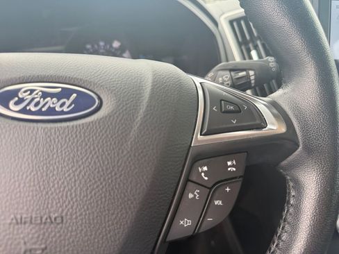 Used 2022 Ford Edge SEL w/ Convenience Package image 18