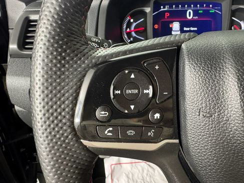 Used 2024 Honda Passport Black Edition image 15