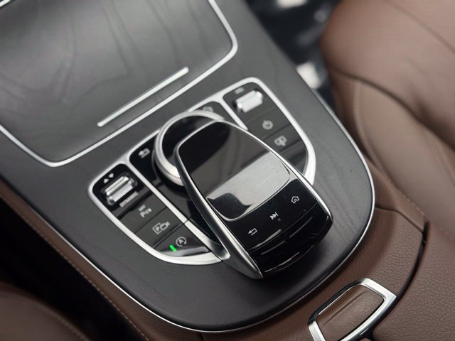 Used 2018 Mercedes-Benz E 300 4MATIC image 33