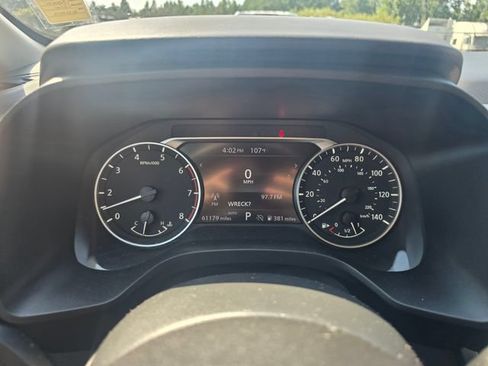 Used 2024 Nissan Rogue SV AWD/4WD image 17
