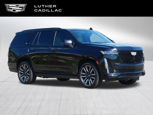 Certified 2024 Cadillac Escalade Sport Platinum AWD/4WD image 1