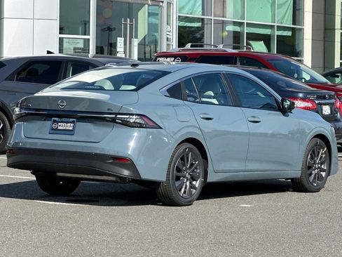 New 2026 Nissan Sentra SL w/ Floor Mat Package image 4