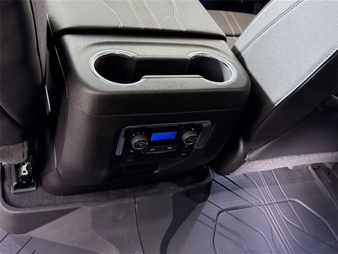 New 2026 Chevrolet Tahoe High Country AWD/4WD image 20