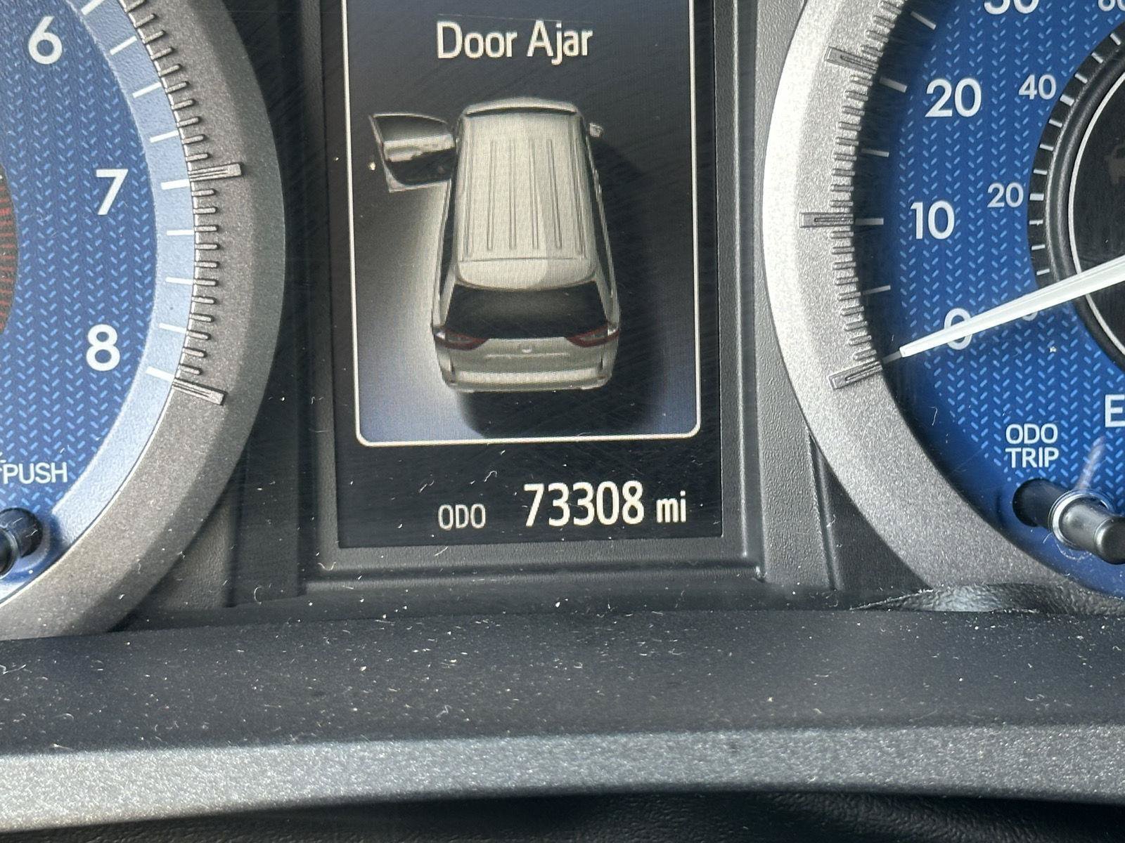 Used 2020 Toyota Sienna XLE FWD image 14