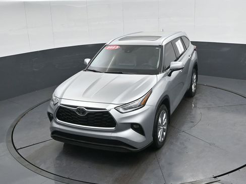 Used 2023 Toyota Highlander Limited image 60