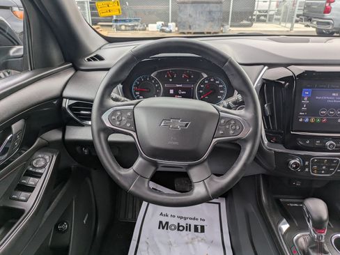 Certified 2023 Chevrolet Traverse RS image 19