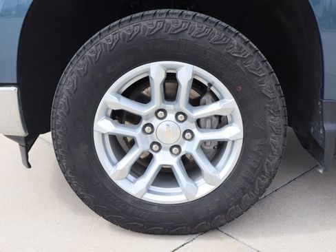 Used 2024 Chevrolet Silverado 1500 LT AWD/4WD image 26