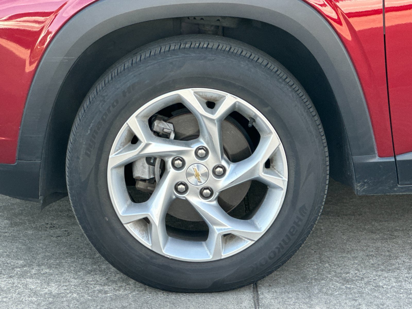 Used 2024 Chevrolet Trax LS w/ LS Convenience Package FWD image 24