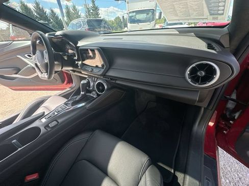 Used 2017 Chevrolet Camaro LT RWD image 32