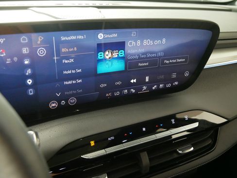 Used 2026 Buick Enclave Avenir w/ Super Cruise Package AWD/4WD image 22