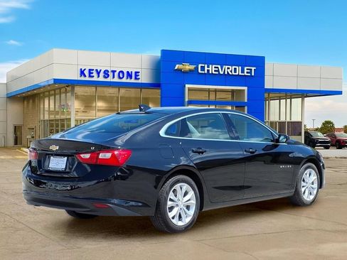 Used 2024 Chevrolet Malibu LT FWD image 7