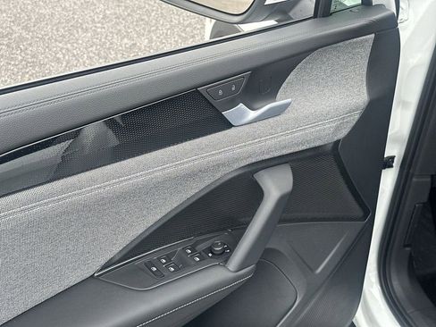 New 2026 Volkswagen Tiguan S image 13