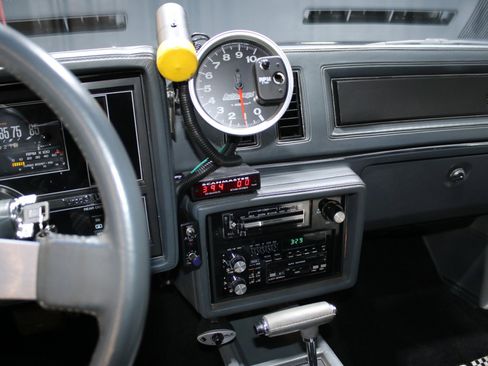 Used 1987 Buick Regal Coupe image 4