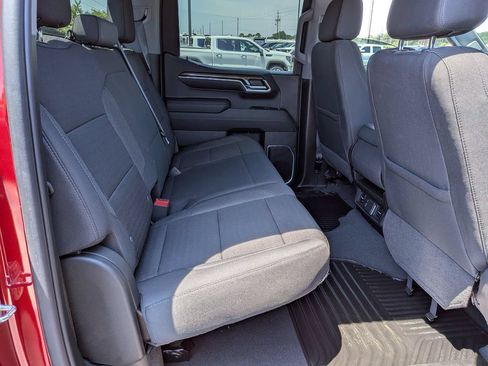 Used 2024 Chevrolet Silverado 1500 RST w/ Z71 Off-Road Package AWD/4WD image 19