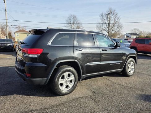 Used 2014 Jeep Grand Cherokee Laredo w/ Quick Order Package 23E image 4