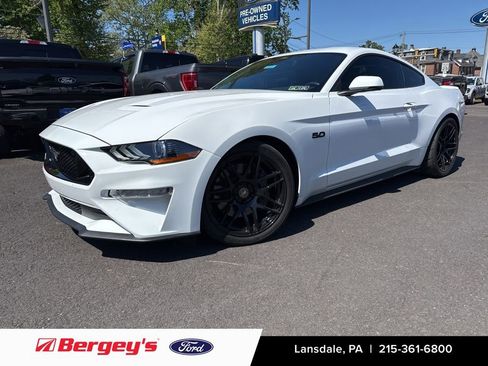 Used 2022 Ford Mustang GT Premium w/ Equipment Group 401A RWD image 1