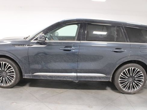Used 2023 Lincoln Aviator Black Label w/ Dynamic Handling Package image 6