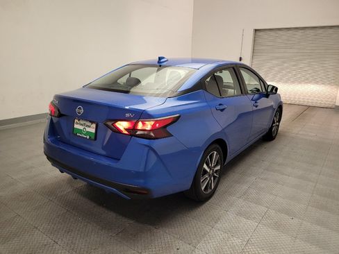 Used 2021 Nissan Versa SV FWD image 9