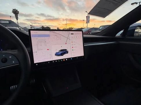 Used 2025 Tesla Model S Plaid AWD/4WD image 15