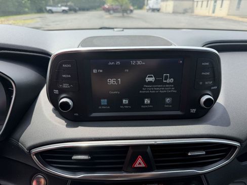 Used 2020 Hyundai Santa Fe SEL w/ Convenience Package FWD image 17