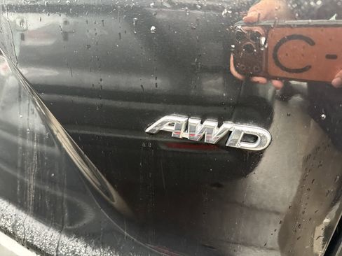 Used 2023 Toyota Corolla Cross L image 7