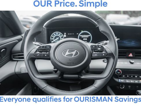 New 2025 Hyundai Elantra Limited image 26