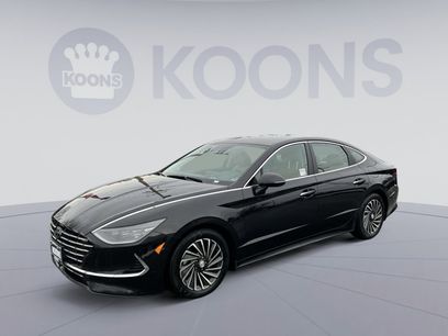 Used 2022 Hyundai Sonata Limited w/ Winter Weather Package