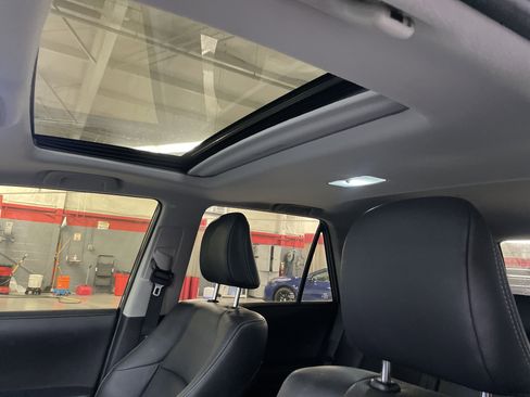 Used 2023 Toyota 4Runner Limited image 10