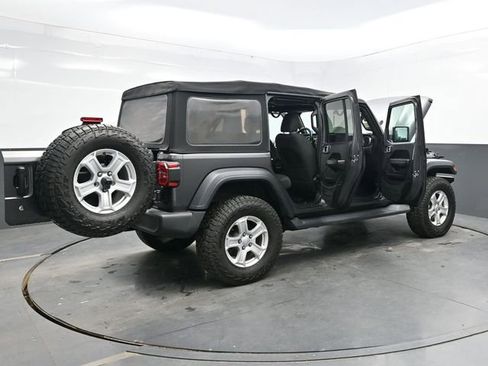 Used 2018 Jeep Wrangler Unlimited Sport S image 43