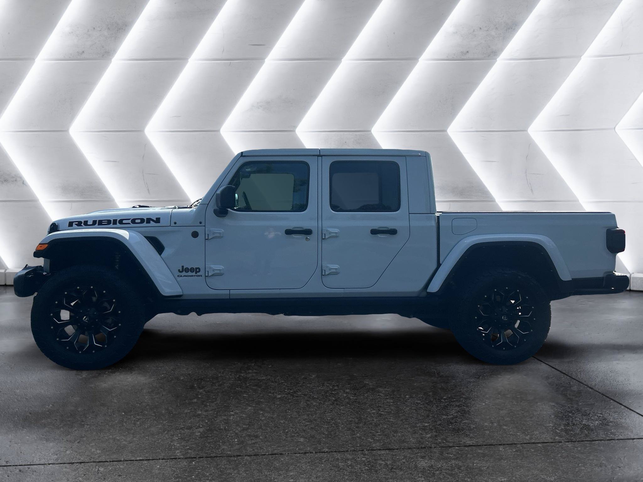 Used 2022 Jeep Gladiator Rubicon w/ LED Lighting Group AWD/4WD image 4