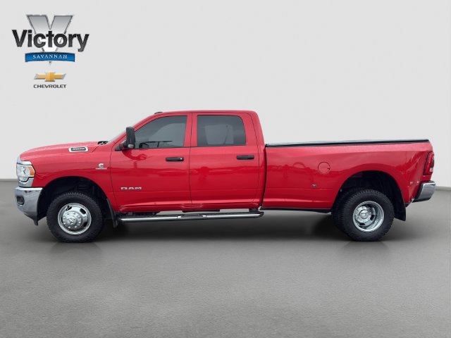 Used 2022 RAM 3500 Tradesman w/ Chrome Appearance Group AWD/4WD image 4