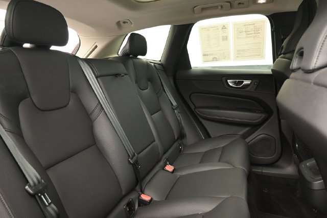 Used 2023 Volvo XC60 B5 Plus w/ Protection Package Premier FWD image 32