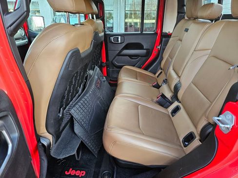 Used 2020 Jeep Gladiator Rubicon image 15