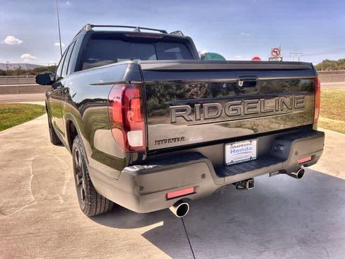 Used 2024 Honda Ridgeline Black Edition image 5