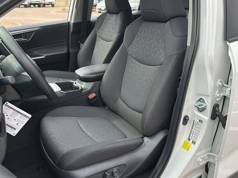 Certified 2025 Toyota RAV4 XLE w/ Convenience Package image 12