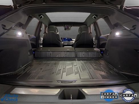 Used 2024 Cadillac Lyriq Luxury image 76