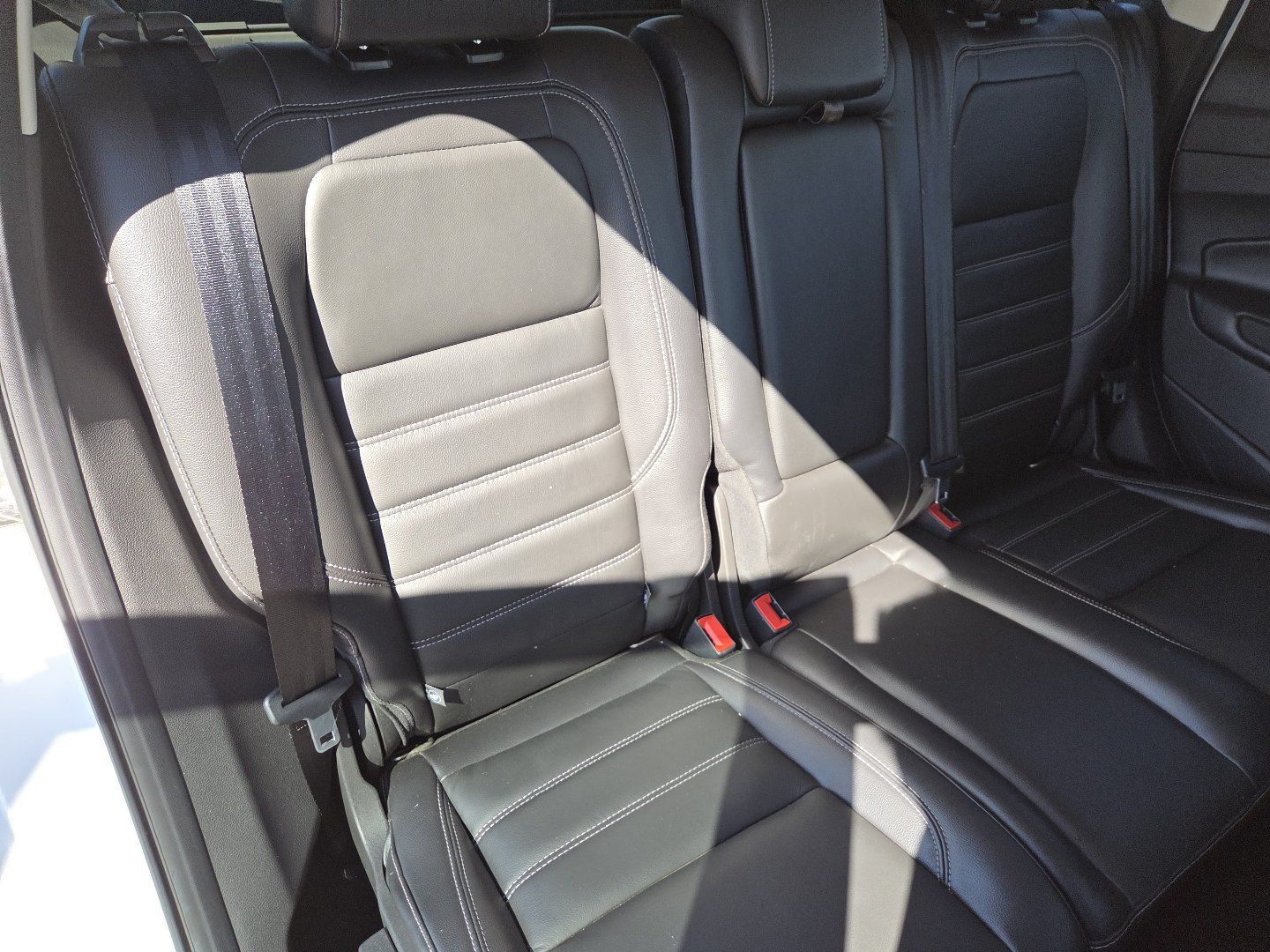 Used 2017 Ford Escape SE w/ SE Leather Comfort Package AWD/4WD image 21
