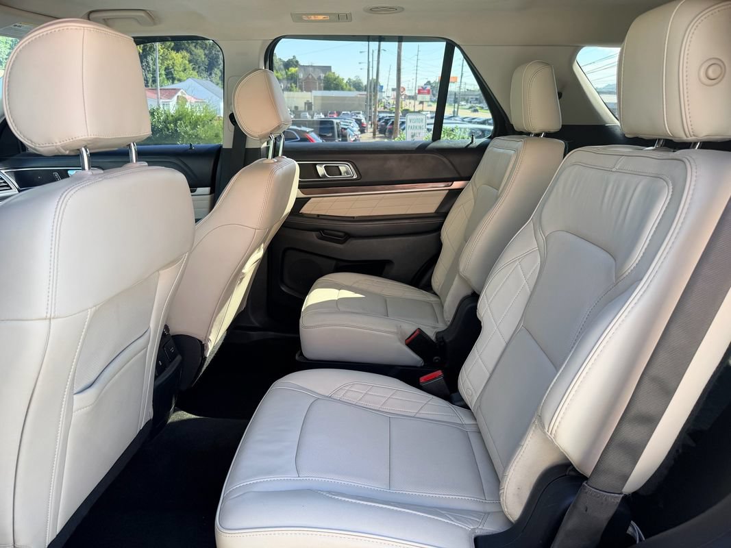 Used 2017 Ford Explorer Platinum AWD/4WD image 13