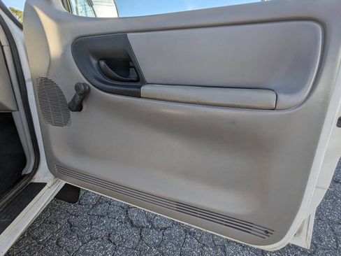 Used 1996 Ford Ranger XL image 18