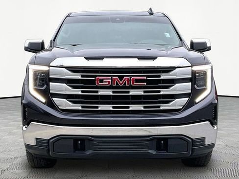 Used 2024 GMC Sierra 1500 SLE w/ X31 Off-Road Package image 2