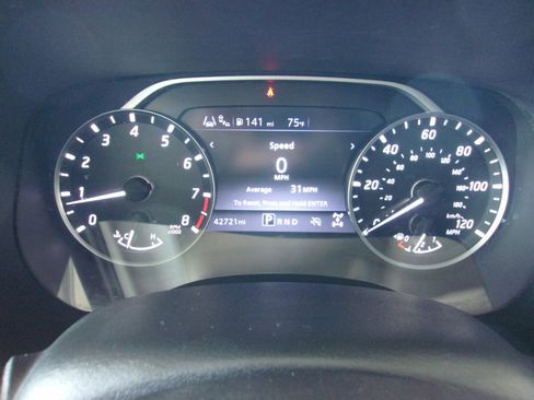 Used 2024 Nissan Frontier SV w/ SV Convenience Package image 13