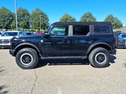 Used 2023 Ford Bronco Outer Banks w/ Sasquatch Package AWD/4WD image 2