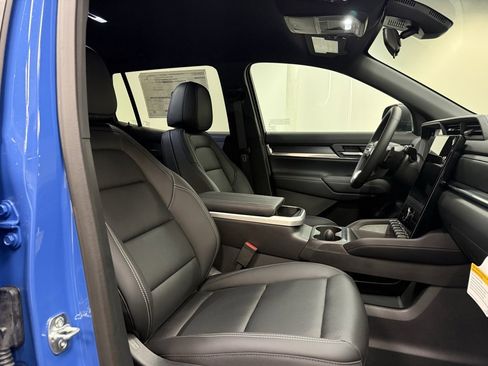 New 2026 GMC Terrain Elevation w/ Elevation Premium Package image 14